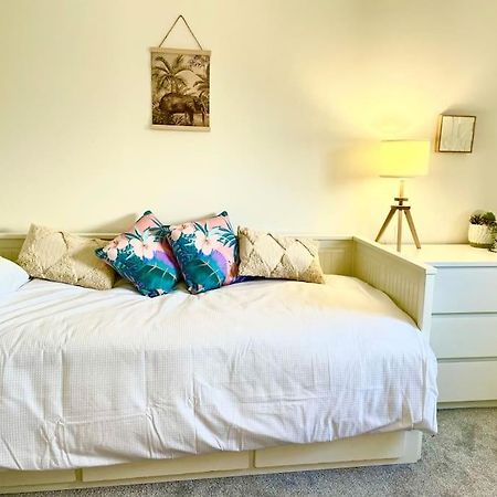 Modern Chic Summer Holiday Retreat. New Quay Eksteriør billede