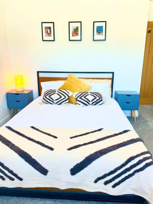 Modern Chic Summer Holiday Retreat. New Quay Eksteriør billede